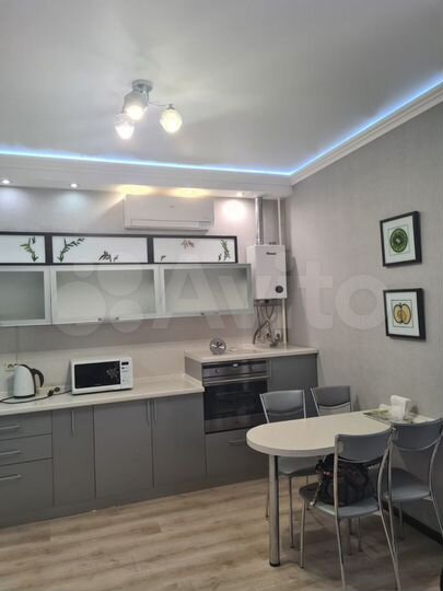 2-к. квартира, 63 м², 3/5 эт.