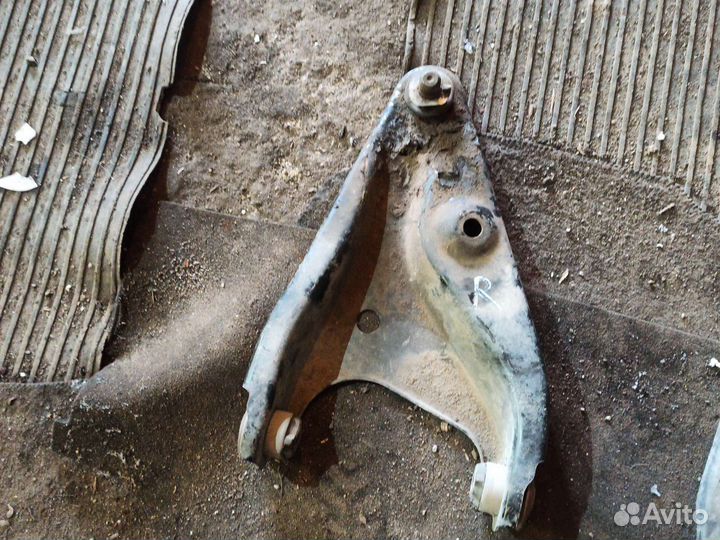 Рычаг передний renault logan
