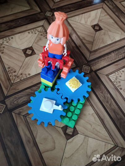 Развивающие игрушки