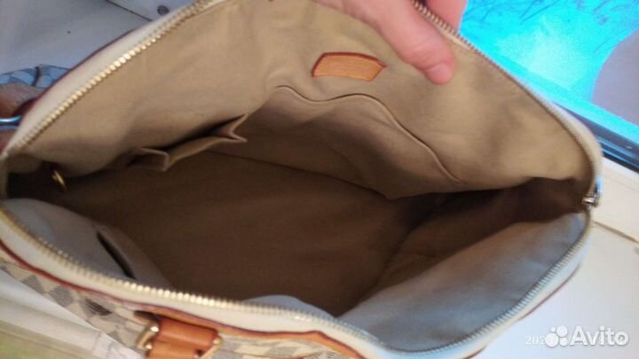 Сумка женская Louis Vuitton б/у