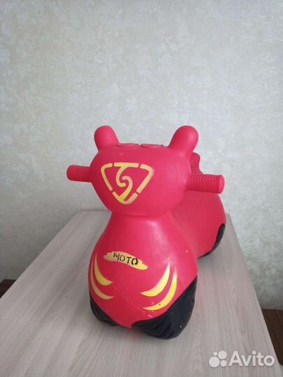 Резиновые игрушки прыгун