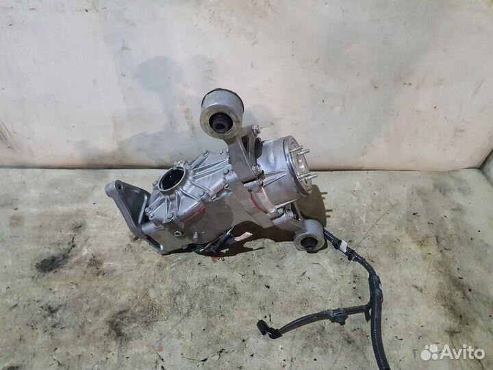 Редуктор Lexus NX200T в сборе