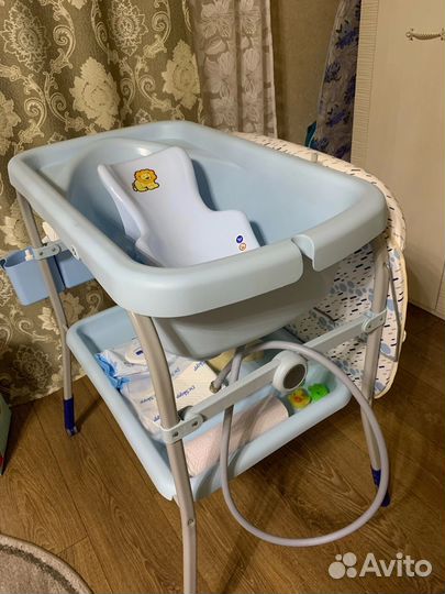 Пеленальный столик Chicco с ванночкой