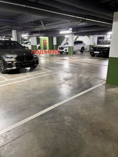 Машиноместо, 14 м²