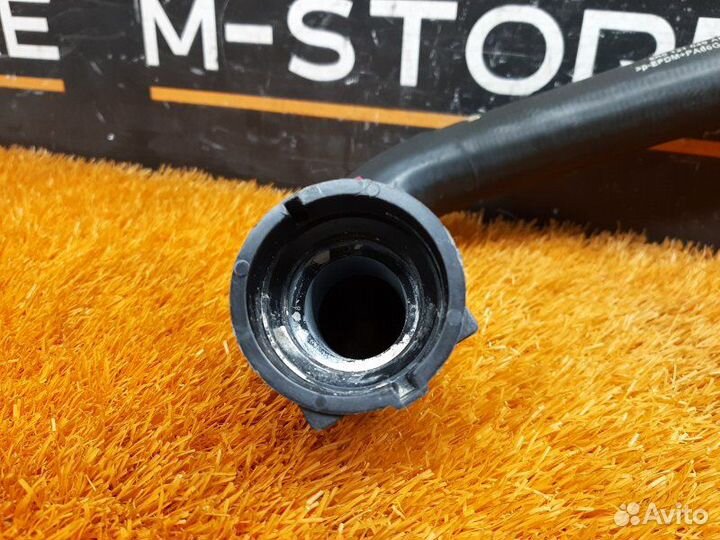 Патрубок радиатора нижний Audi Q5 8R cncd 2015