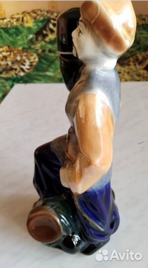 Бутыль Казак Фарфор статуэтка