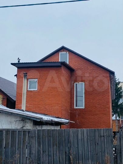 Коттедж 300 м² на участке 3 сот.