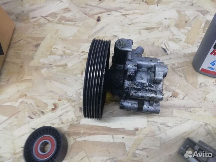 Насос гур для C5