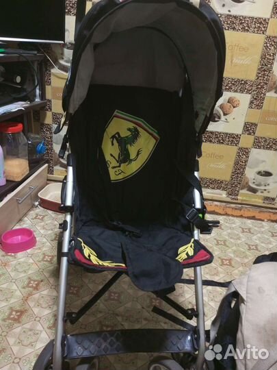 Прогулочная коляска трость