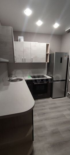 2-к. квартира, 58 м², 3/9 эт.