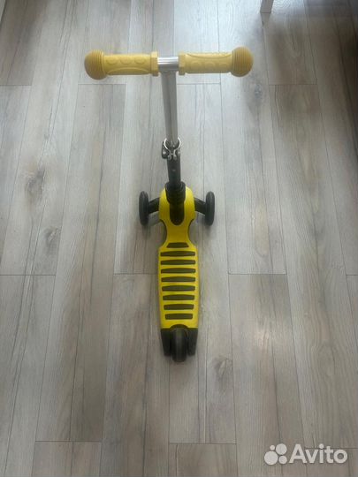 Самокат трехколесный kreiss