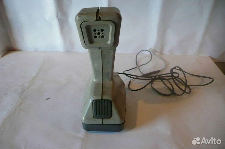 Ретро телефон