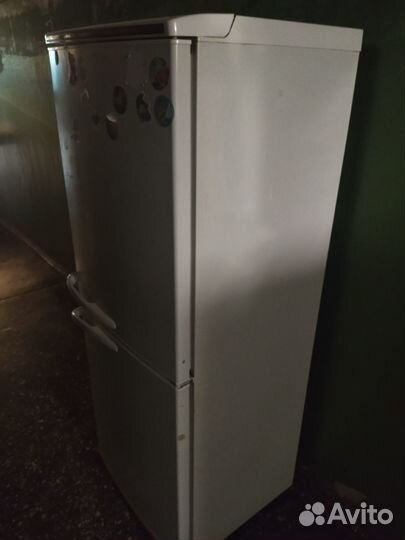 Продам холодильник не рабочий