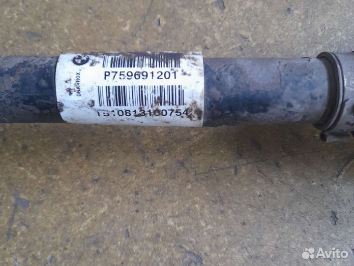 Передний правый привод BMW e70,71