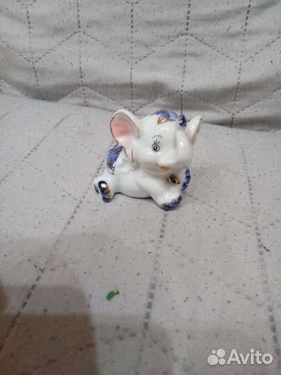 Разные статуэтки