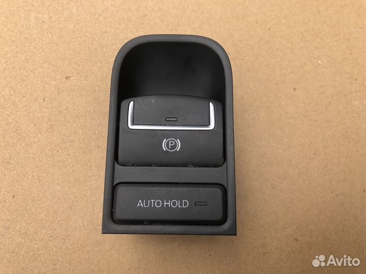 Кнопка ручника Volkswagen Tiguan 11-17