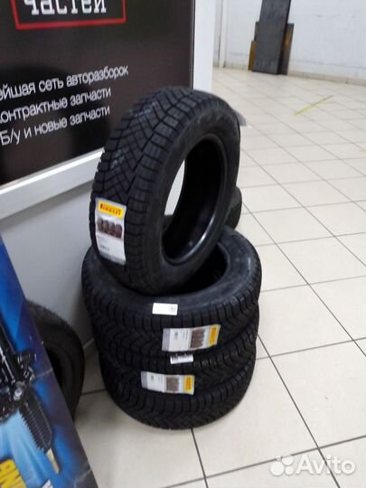 Pirelli Ice Zero 185/65 R15 92T
