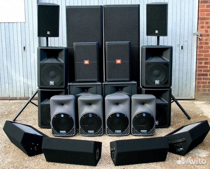 Мощная фирменная колонка 400vт