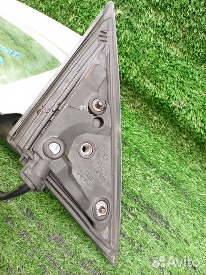 Зеркало заднего вида (боковое) левое Audi A6 C6 4F