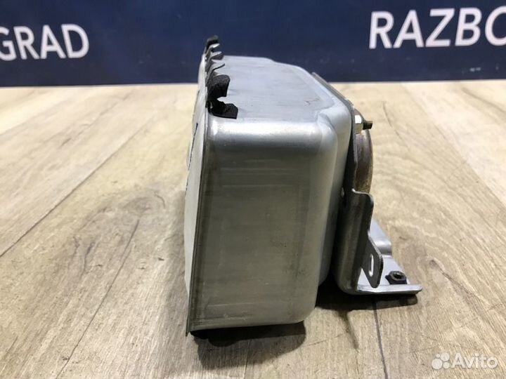 Подушка безопасности в торпедо Mitsubishi Asx 1