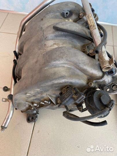 Впускной коллектор