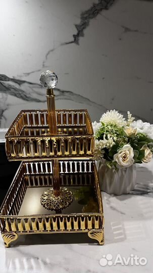 Горка для конфет