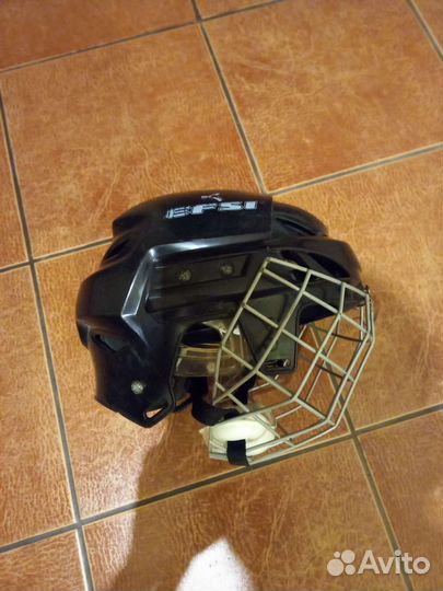 Шлем хоккейный взрослый