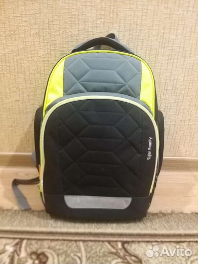 Портфель школьный