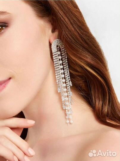 Длинные серьги стразы