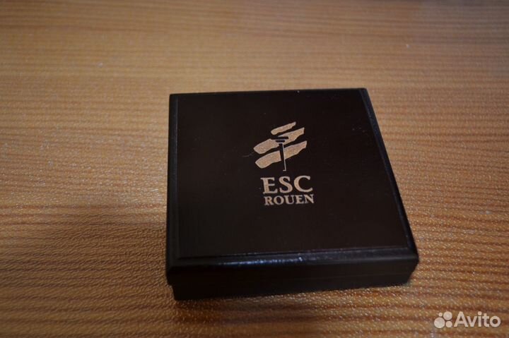 Универсальный настольный календарь ESC rouen