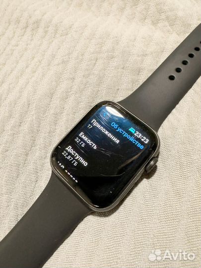 Часы apple watch se 44 mm