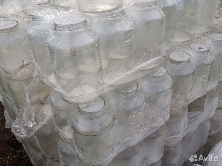 Банка стеклянная