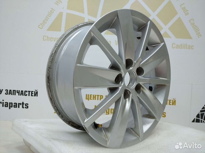 Диск литой R15 Volkswagen Polo