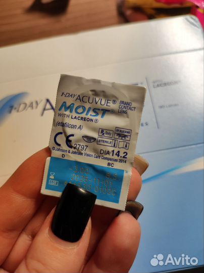 Линзы однодневные 180(10) на -3. 00 8.5