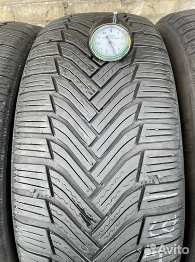 Michelin Alpin 6 215/55 R17