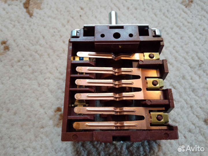 Переключатель на конфорки для электроплиты