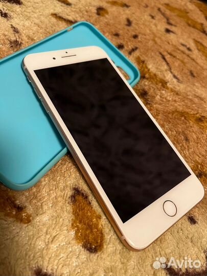 iPhone 8 Plus, 64 ГБ