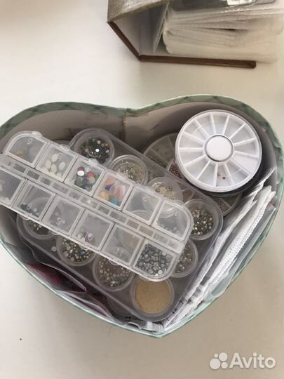 Материалы для дизайна ногтей