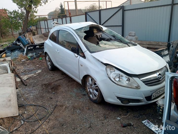 В разборе Opel Corsa 2008.1.2