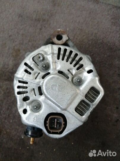 Генератор Suzuki Swift ZC11S M13A