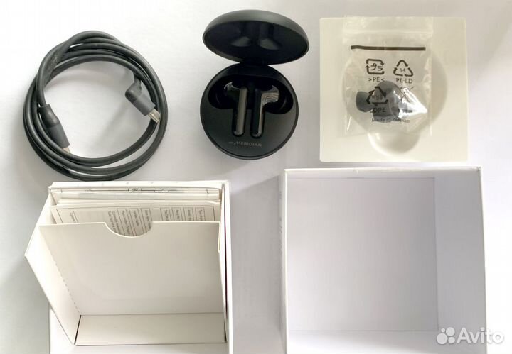 Беспроводные наушники LG tone Free FN6