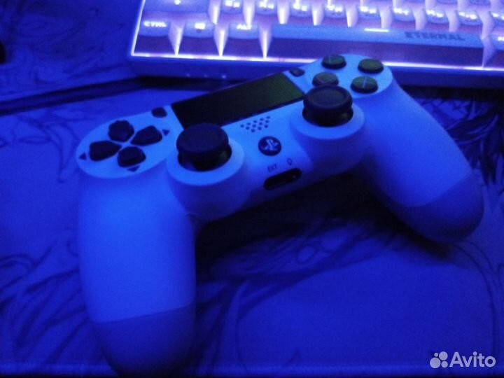 Геймпад PS4