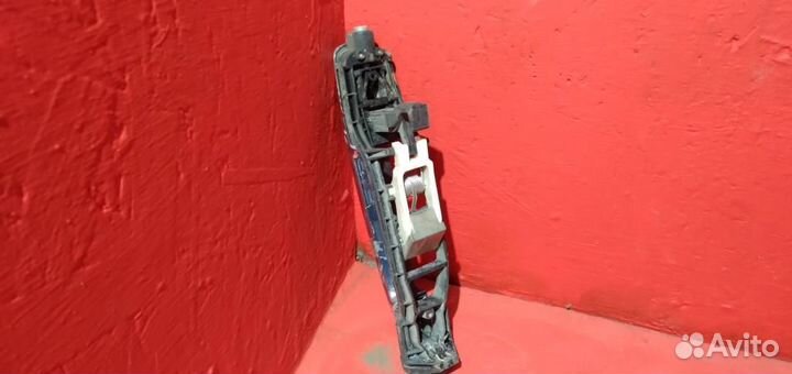 Мерседес W210 ручка двери задняя правая E-класс