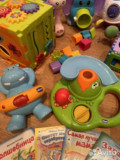 Развивающие игрушки пакетом