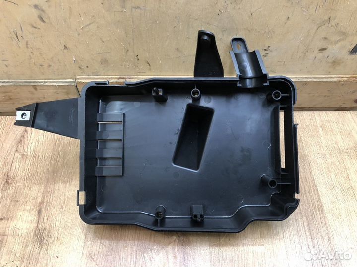 Корпус блока управления двс Ford Focus 3 2015+