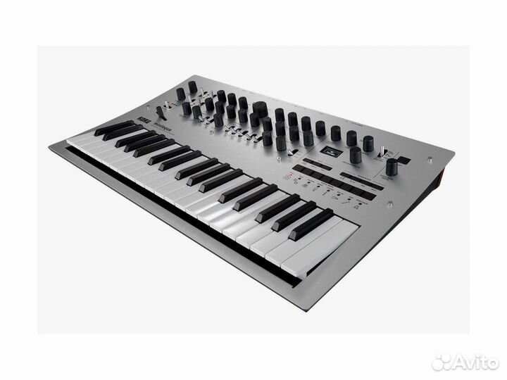 Korg Minilogue синтезатор