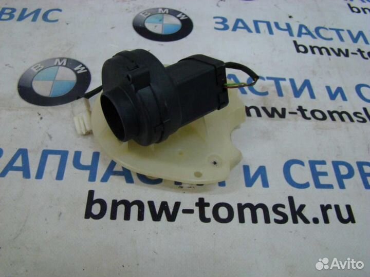 Венитлятор отсека управляющей электроники BMW X3 E