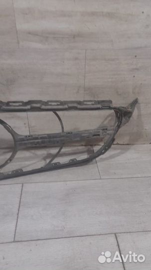 Кронштейн решетки радиатора Mercedes C-Class W 205