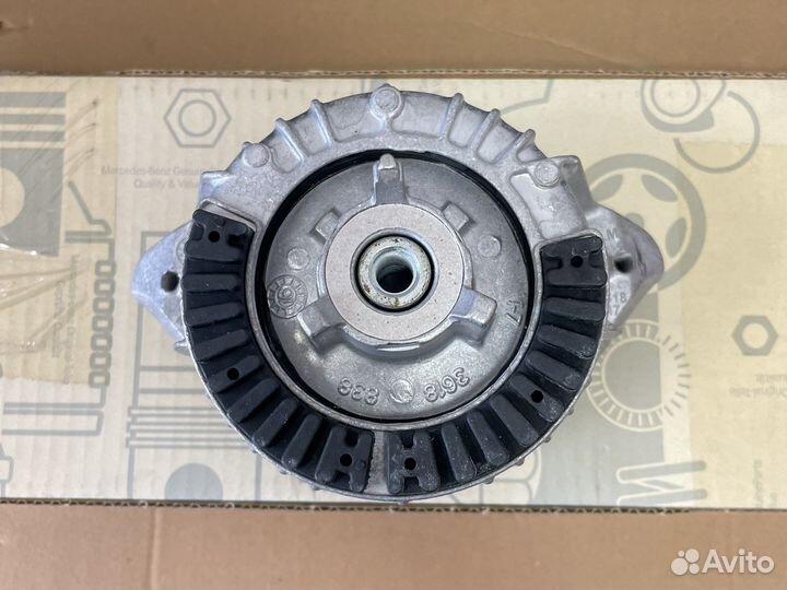 Опора двигателя mercedes-benz W212 E212