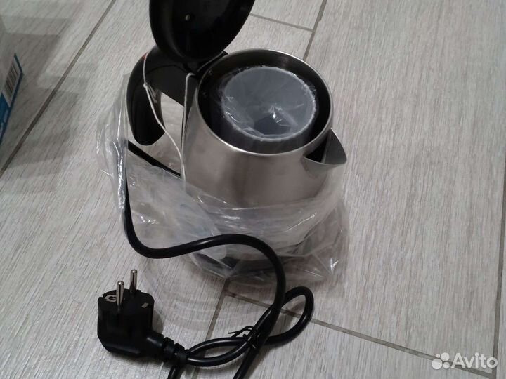 Электрочайник новый